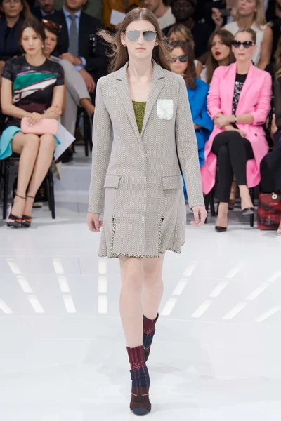 Look 20